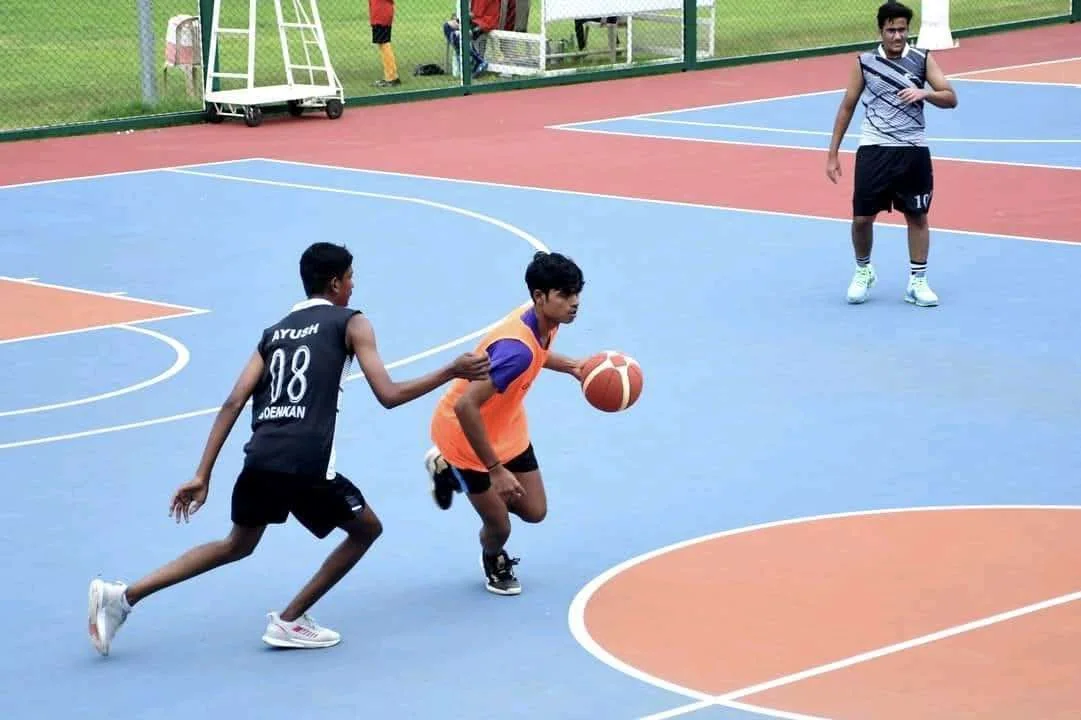 Boys basketball fast break