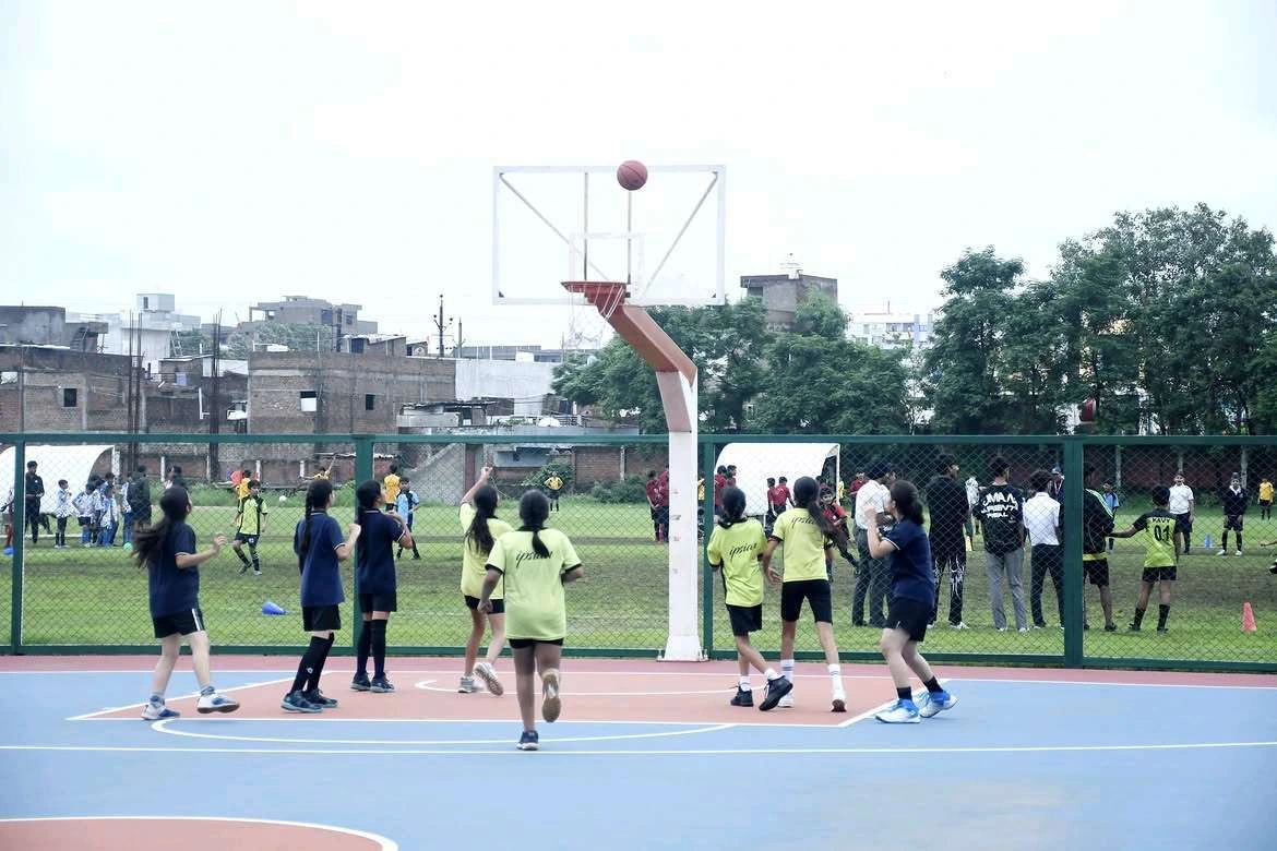 Inter-school basketball shot