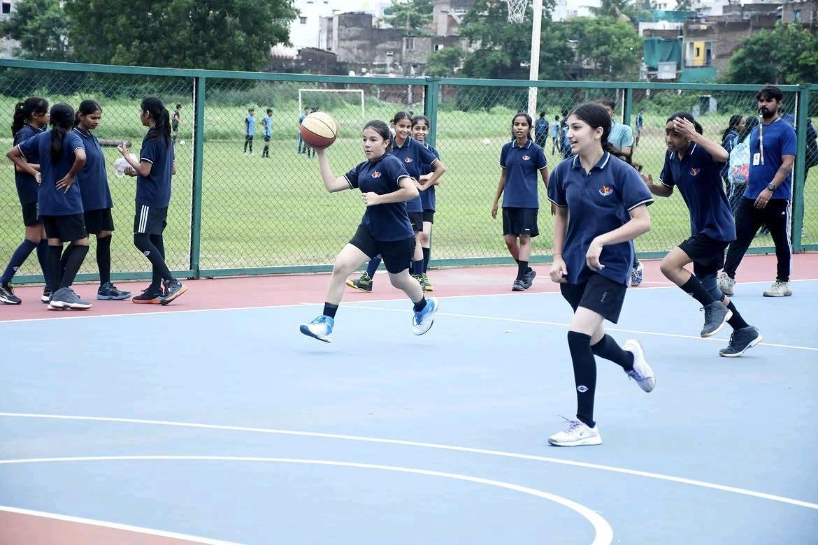 Fast-break basketball action