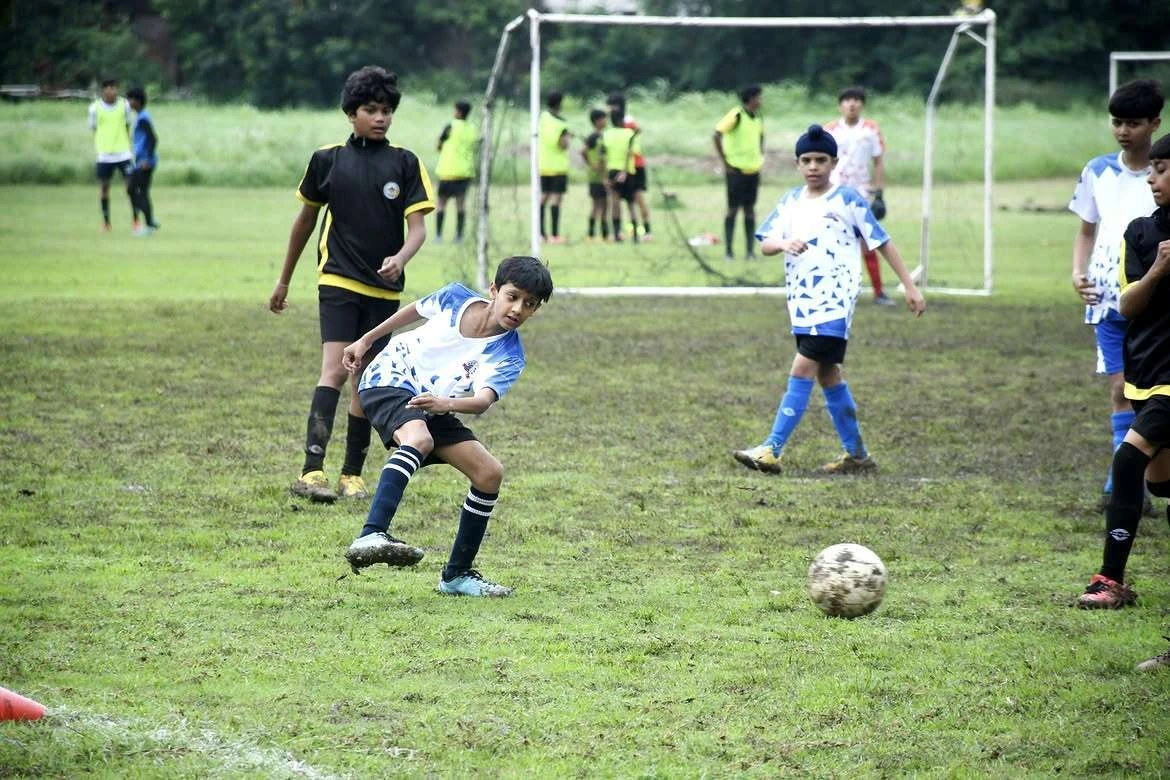 Junior football tackle